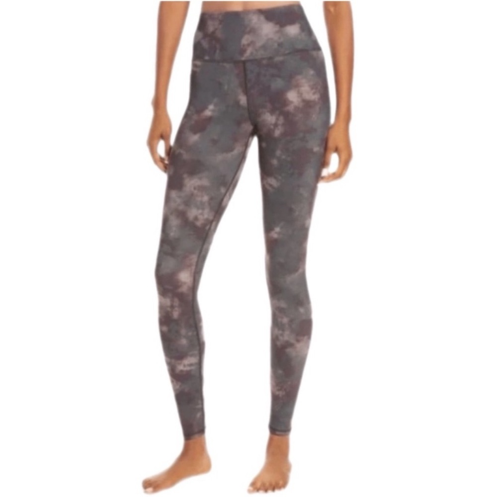 Alo Yoga High Waist Vapor Leggings
